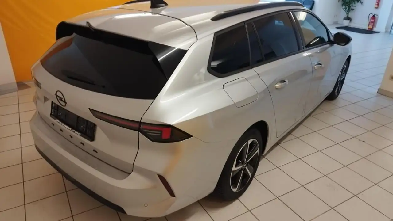 Opel Astra ASTRA SportsTourer GS, Navi Pro, LED, Kamera — معرض صور السيارة 5