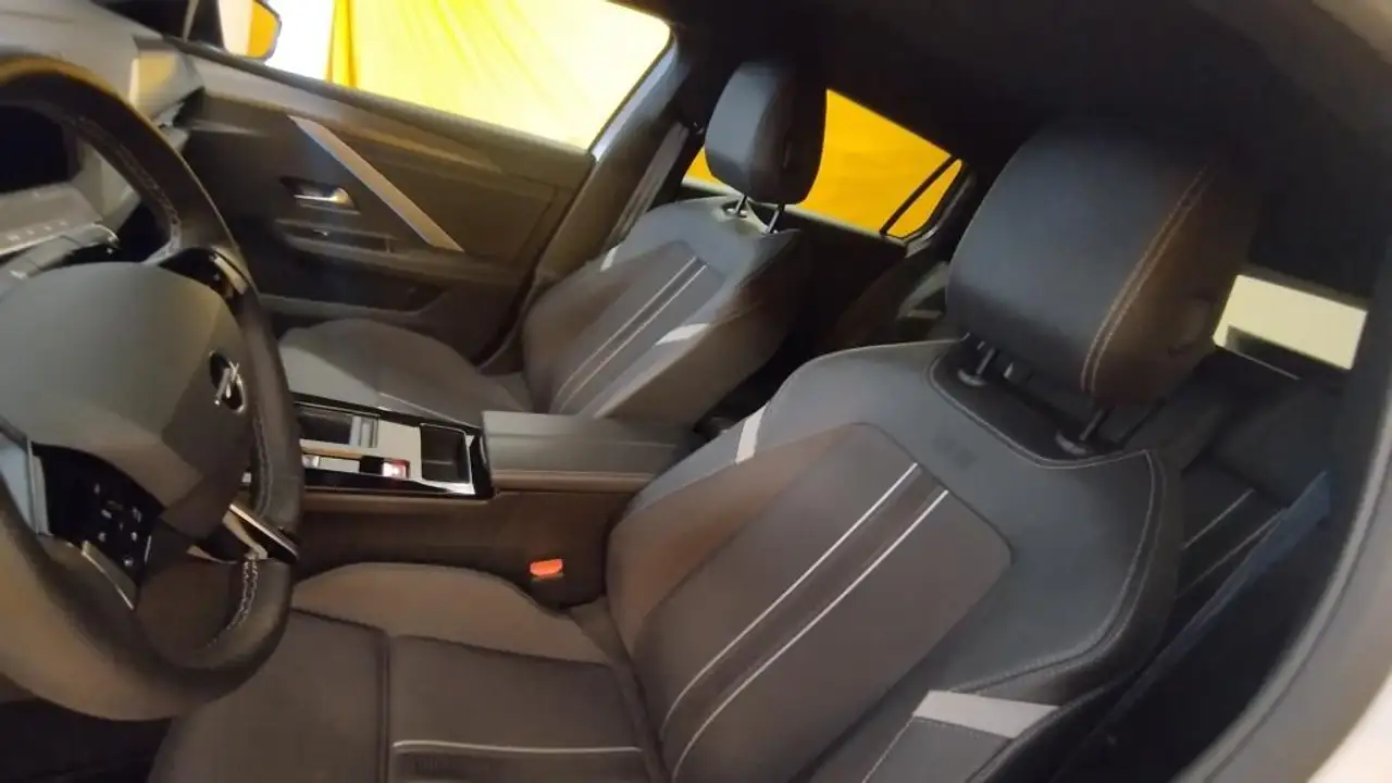 Opel Astra ASTRA SportsTourer GS, Navi Pro, LED, Kamera — معرض صور السيارة 10