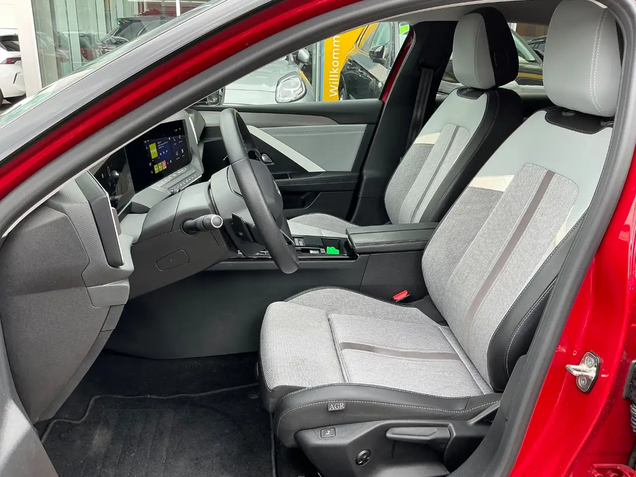 Opel Astra L 1.2 Turbo Elegance LED+SHZ+2xKlima+Kam. — Galería del vehículo 11