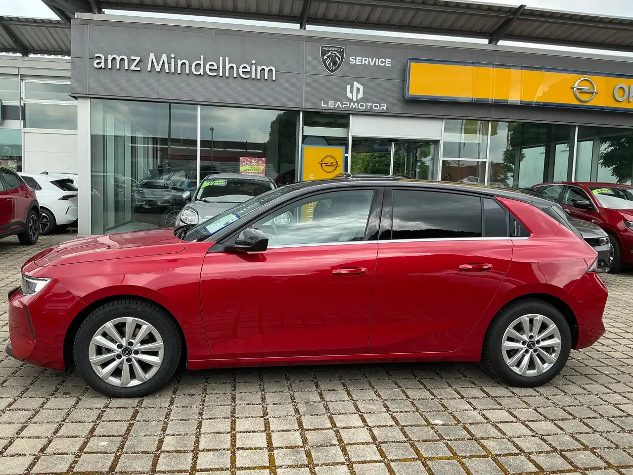 Opel Astra L 1.2 Turbo Elegance LED+SHZ+2xKlima+Kam. — Galería del vehículo 5