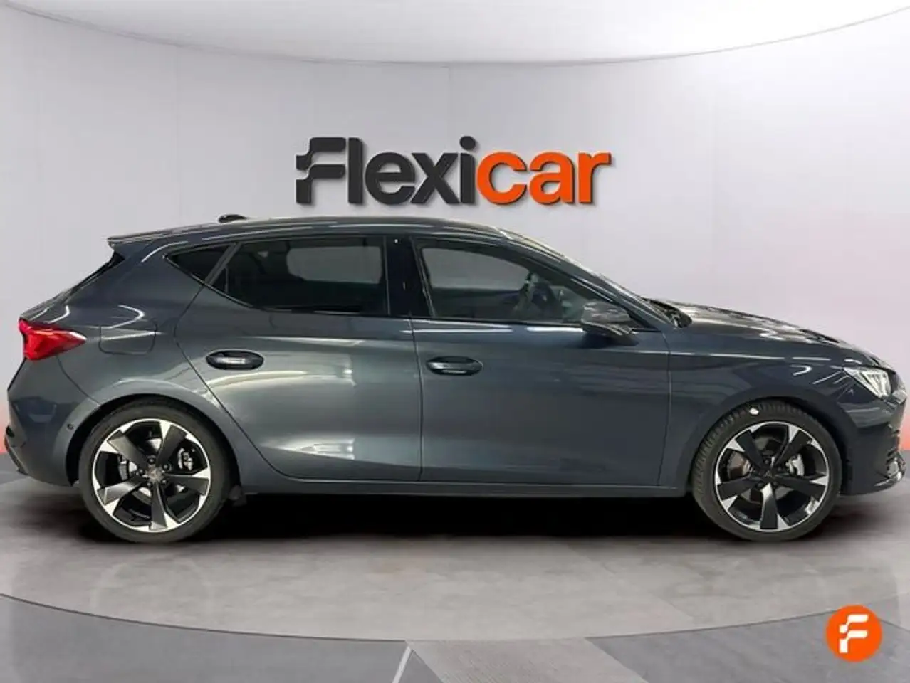 CUPRA Leon 1.5 TSI e-Hybrid 150kW DSG — معرض صور السيارة 9