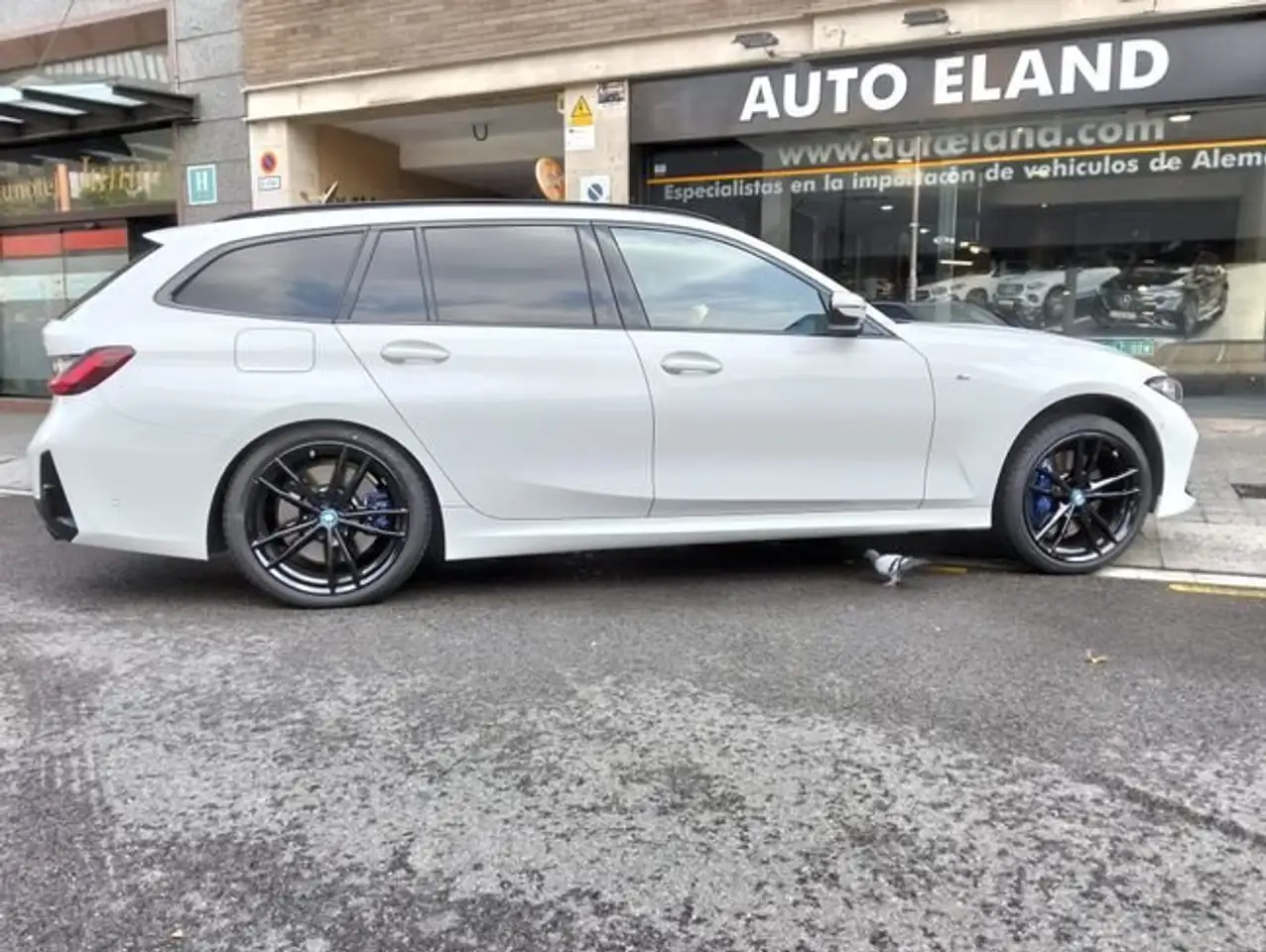BMW Z3 M 330e Touring — معرض صور السيارة 3