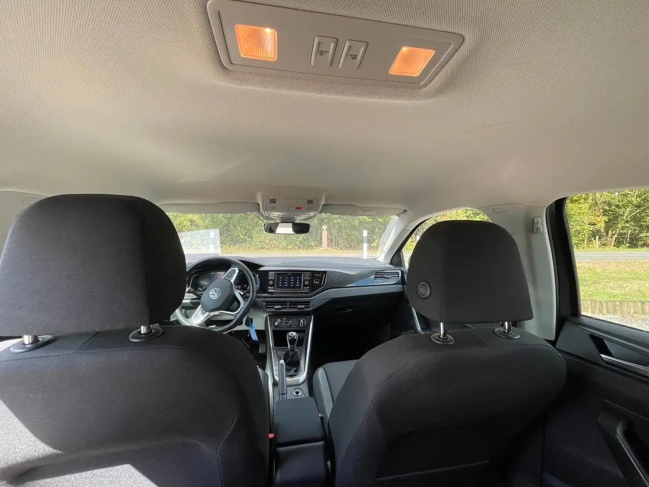 Volkswagen Polo VI Life — معرض صور السيارة 9