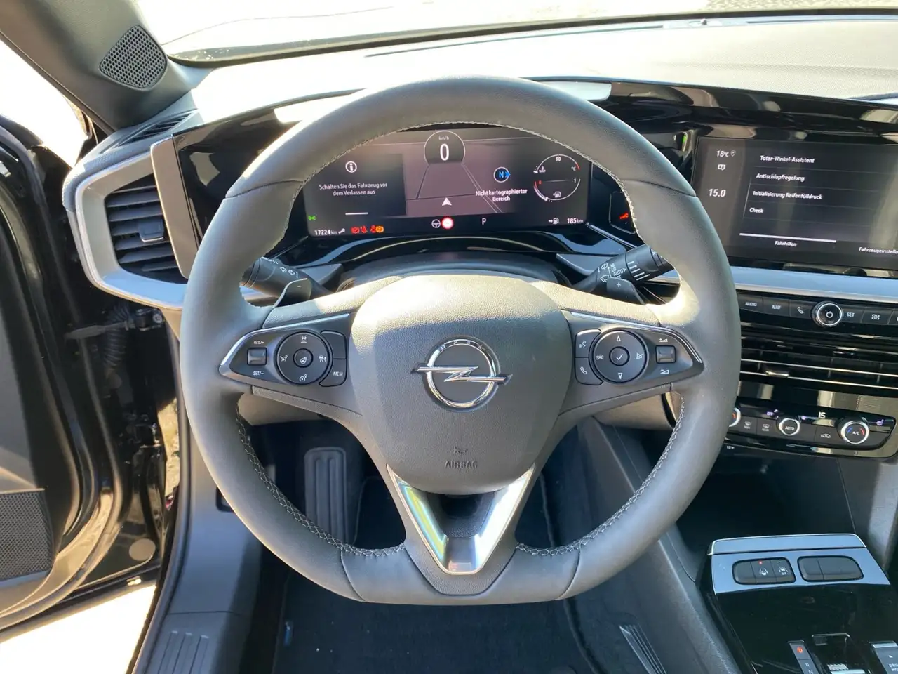 Opel Mokka 1.2 GS Line Keyless Navi Kamera LED — Vehicle gallery 14