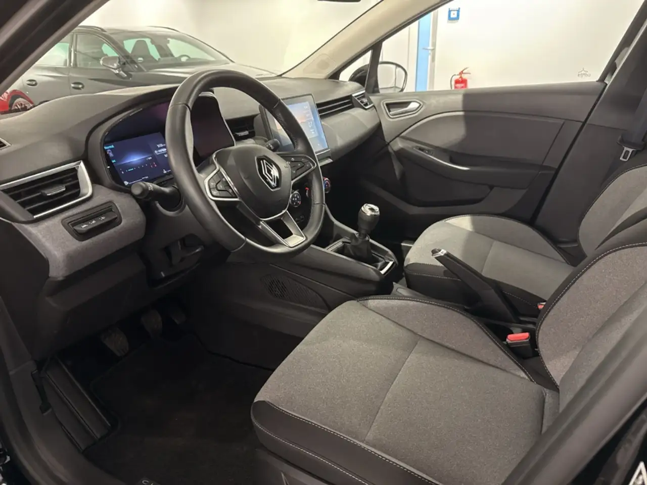 Renault Clio EVOLUTION TCe 90 Evolution SHZ+KLIMA+LED — معرض صور السيارة 10