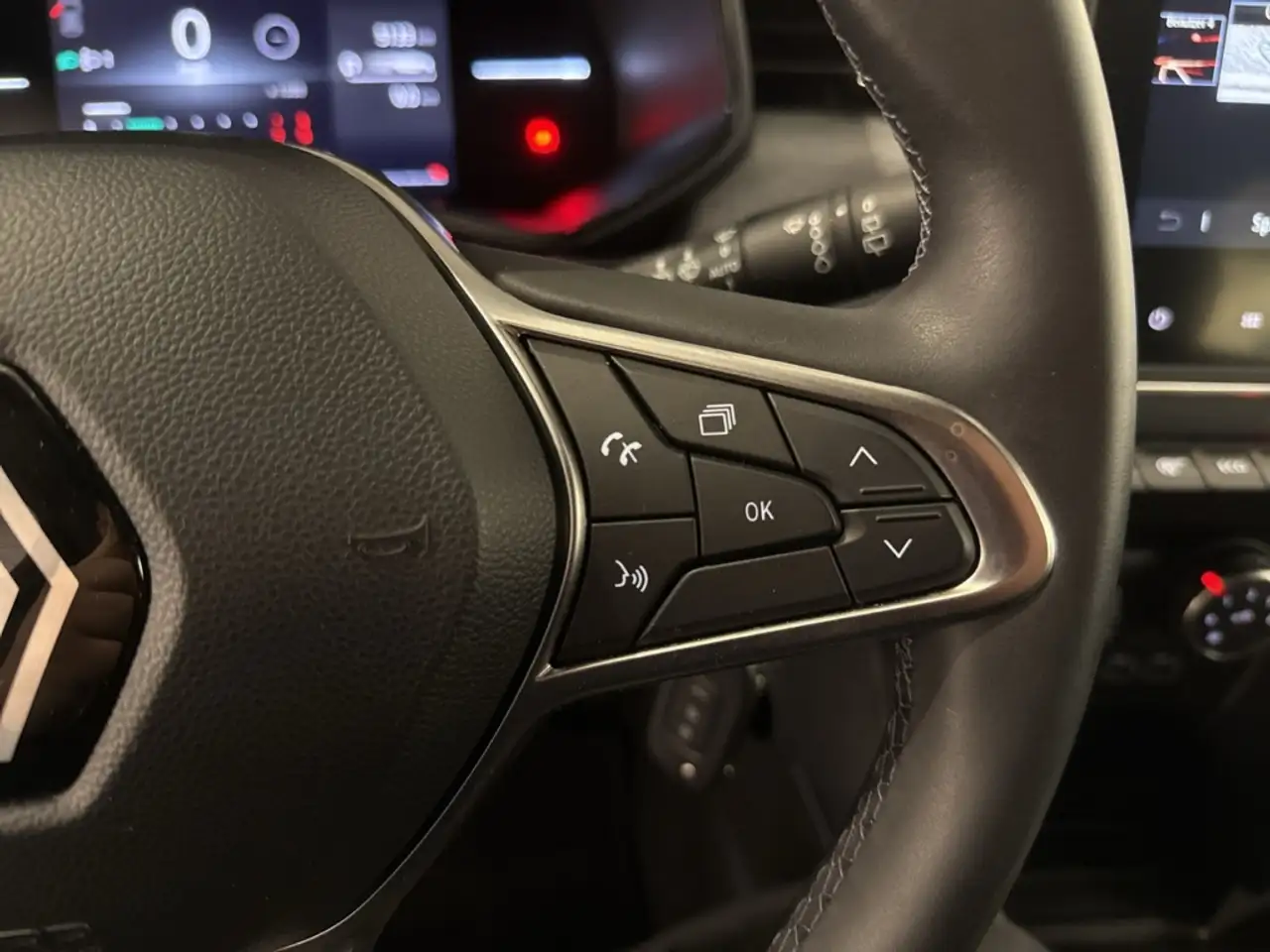 Renault Clio EVOLUTION TCe 90 Evolution SHZ+KLIMA+LED — معرض صور السيارة 23