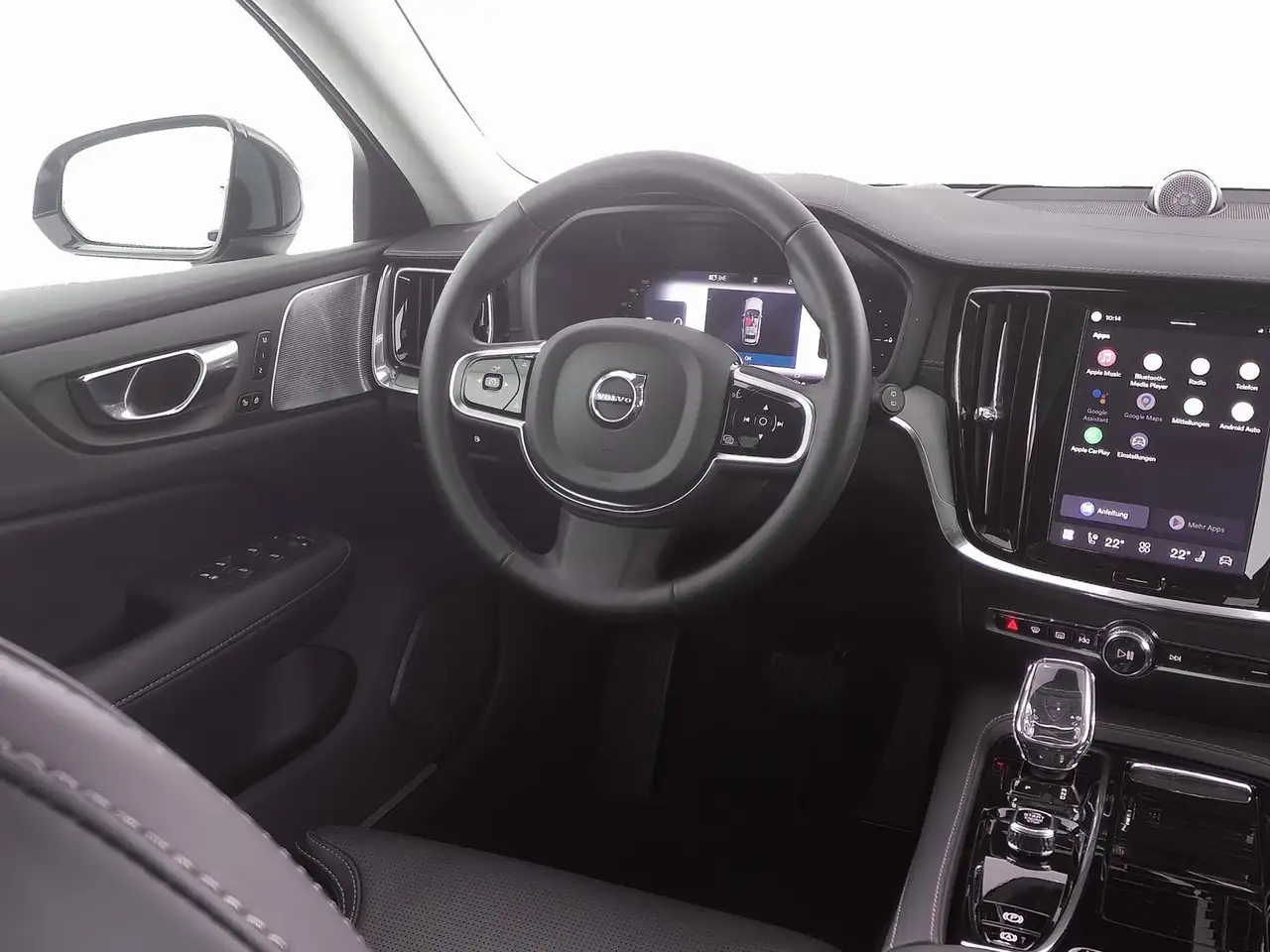 Volvo V60 T8 AWD Ultra Dark B&W-SOUND*360°KAMERA*HUD — Vehicle gallery 4