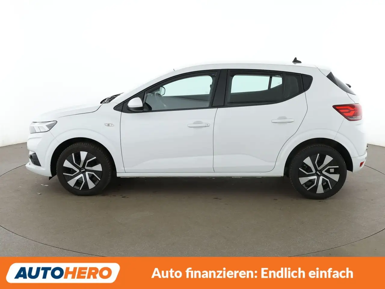 Dacia Sandero 1.0 TCe Expression*TEMPOMAT*PDC*AHK*BT* — Galerie du véhicule 3