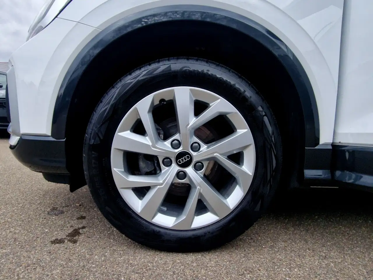 Audi Q2 advanced 30 TFSI 17" LED NAVI PDC SHZ 5J.GAR. — Vehicle gallery 13