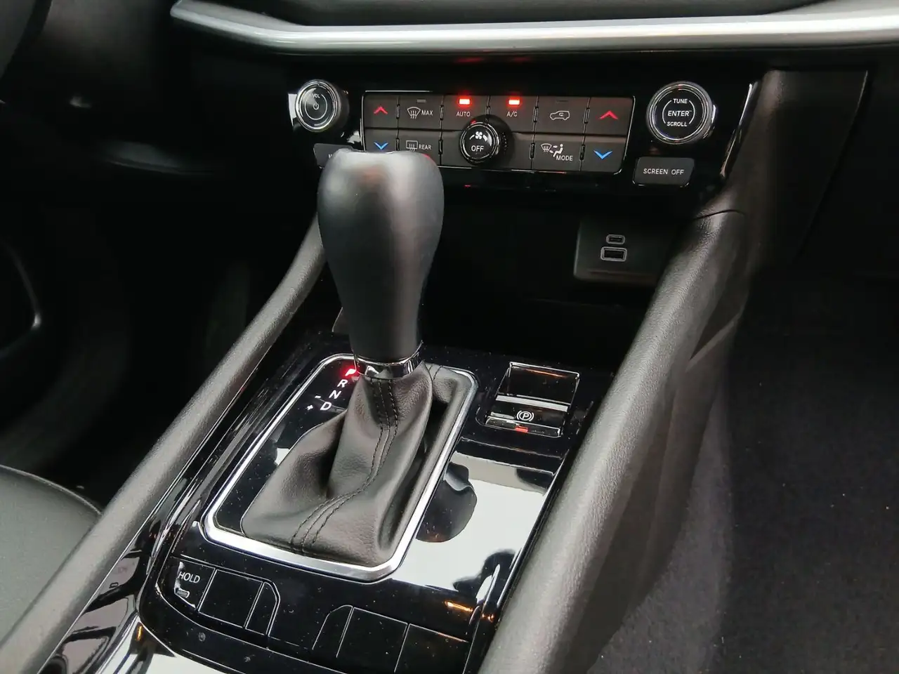 Jeep Compass 1.5 MultiAir Mild Hybrid ALTITUTE — Galerie du véhicule 19
