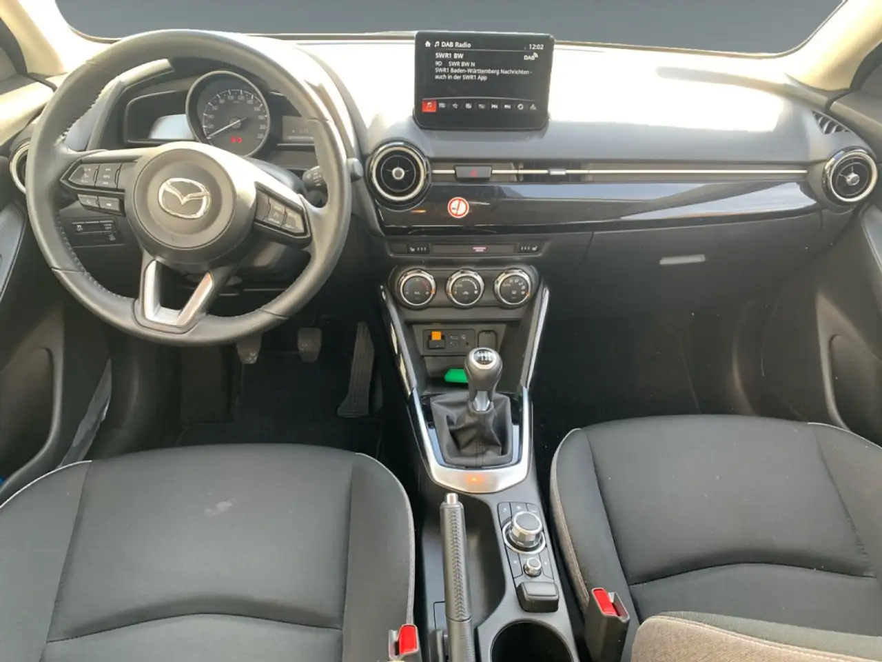 Mazda 2 1.5 SKYACTIV-G 90 Center-Line (EURO 6d) CONVENIENC — Galerie du véhicule 10