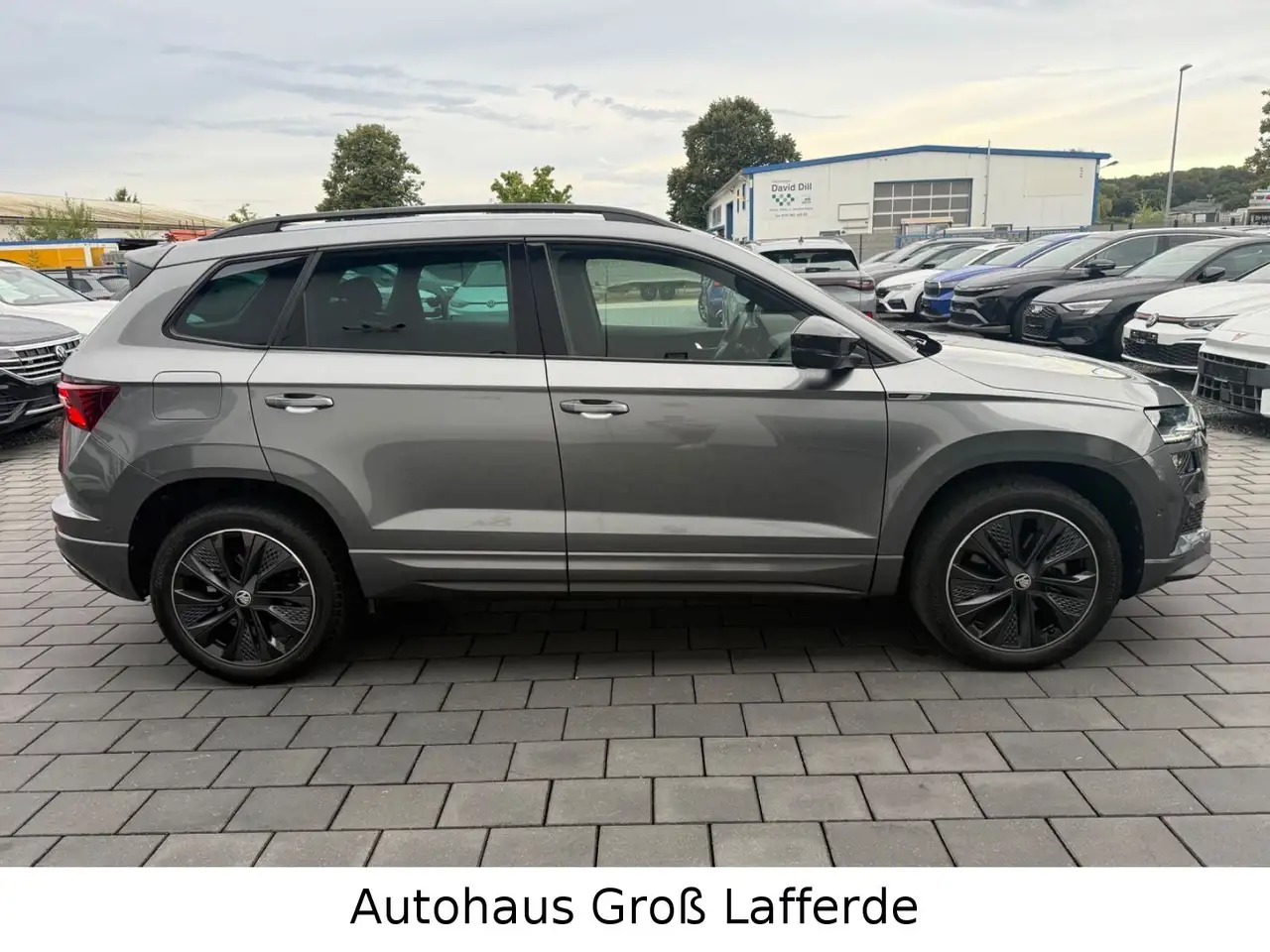 Skoda Karoq Sportline 360 Kam SHZ VC Navi — معرض صور السيارة 4