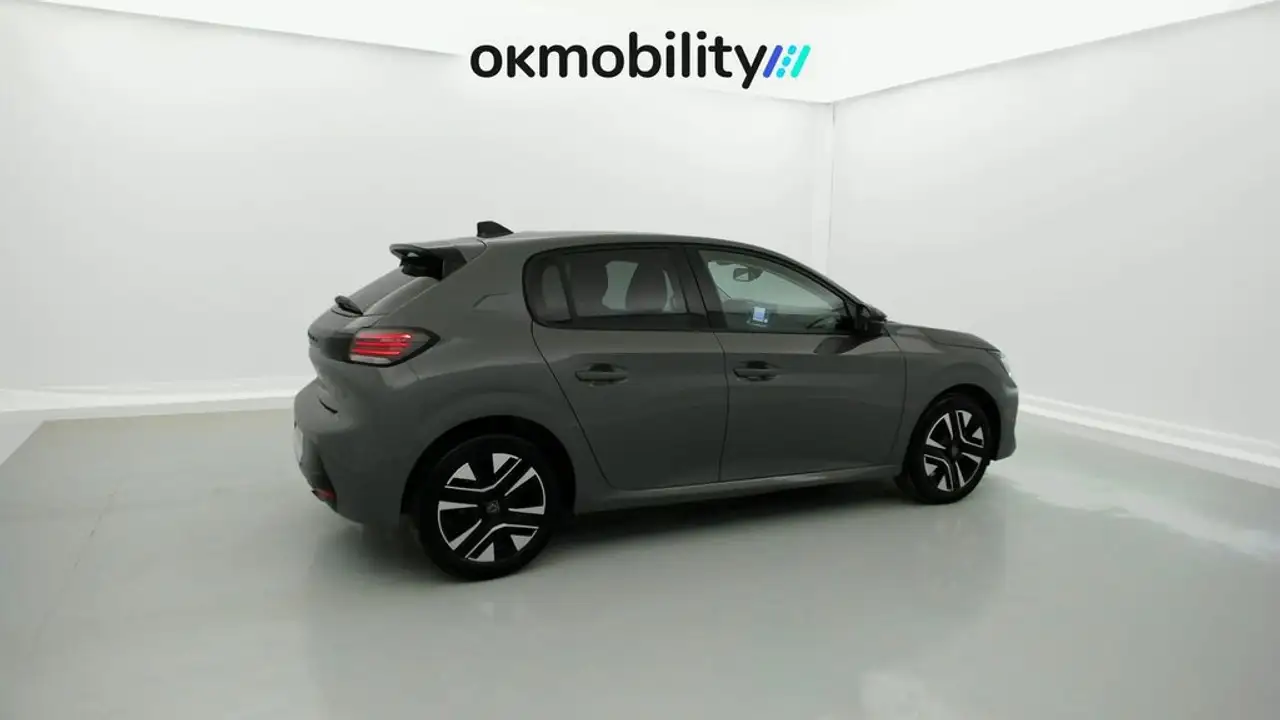 Peugeot 208 PureTech 100cv Allure — Galería del vehículo 11
