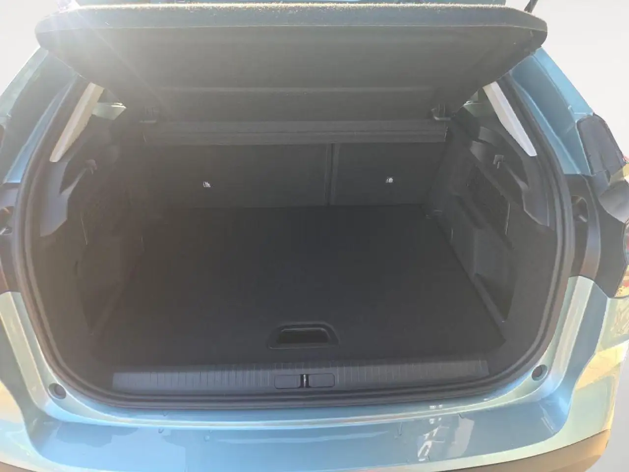 Citroen C4 Plus 1.2 12V e-THP / PureTech Metallic — Galería del vehículo 17