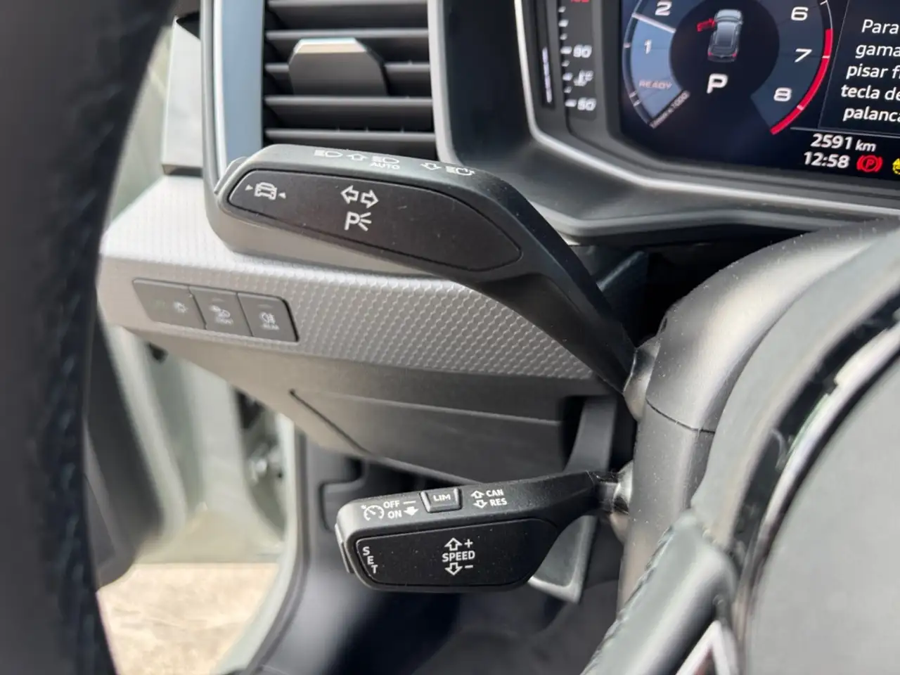 Audi A1 Sportback 30 TFSI Adrenalin Black Edition S tronic — Galería del vehículo 16
