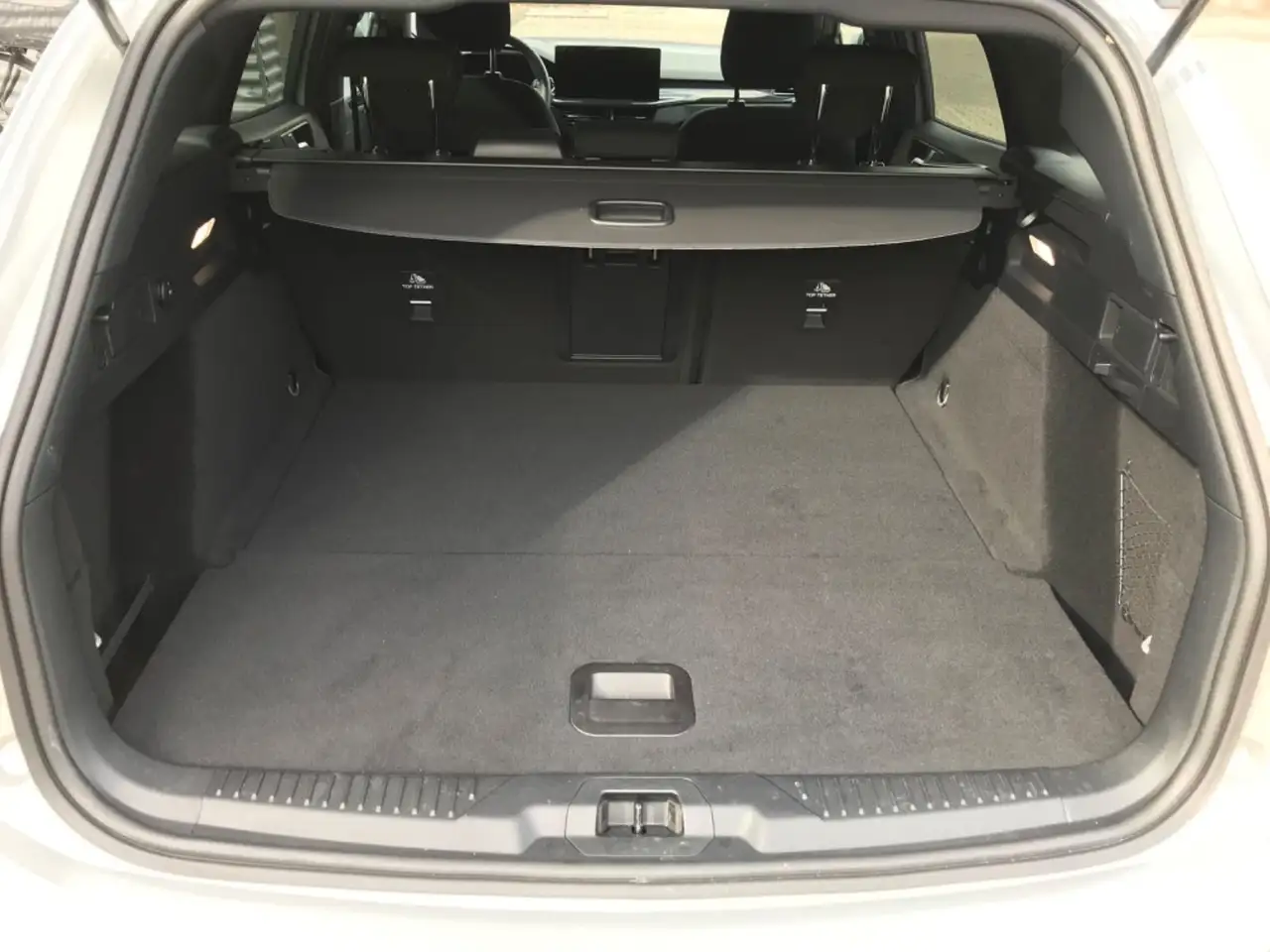 Ford Focus Turnier ST-Line X*Kombi*Automatik*AHK*LED* — Galerie du véhicule 9