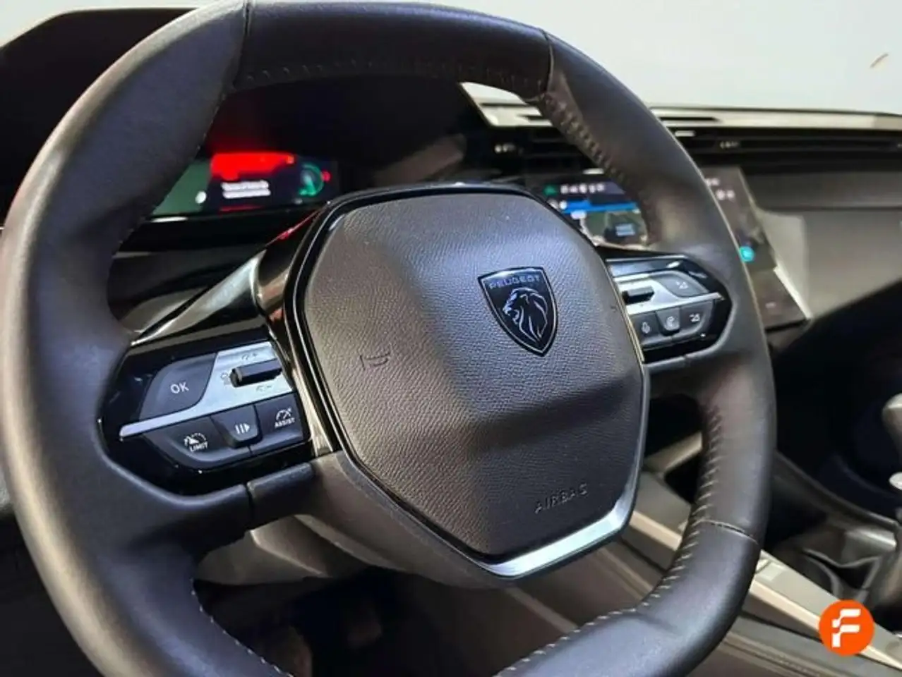 Peugeot 308 1.2 PureTech S&S Allure 130 — Galerie du véhicule 8