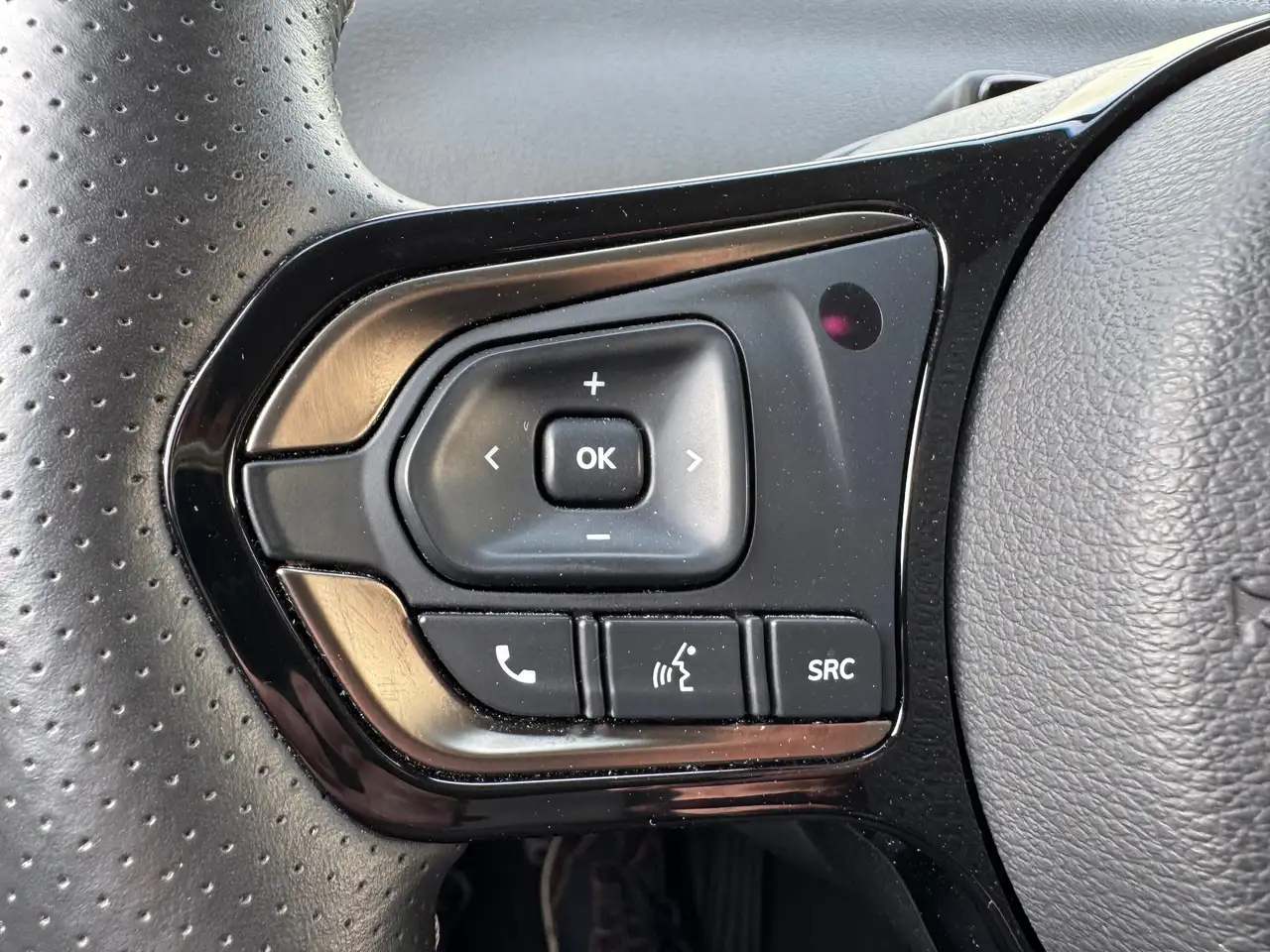 VinFast Sonstige VF8 ECO 360°-Kamera Head-Up Leder Navi — Vehicle gallery 35