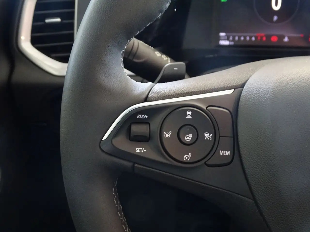 Opel Grandland 1.2 Turbo ENJOY LED+SHZ+2xKlima+Kam. — معرض صور السيارة 19