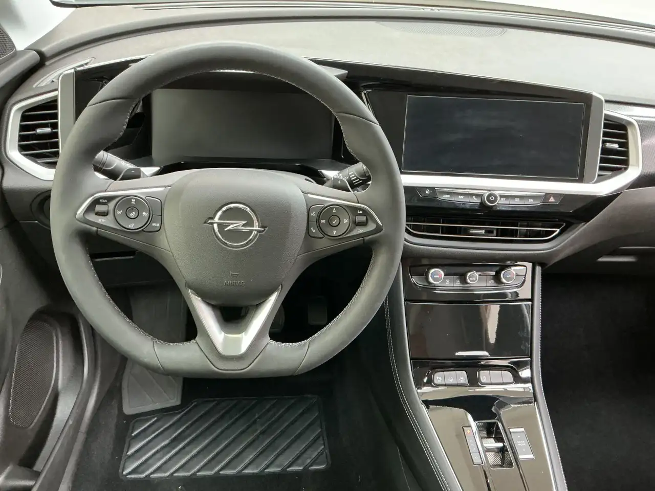 Opel Grandland 1.2 360°Kamera,AGR,PDC,Lenk+Sitzhzg,LED — معرض صور السيارة 11