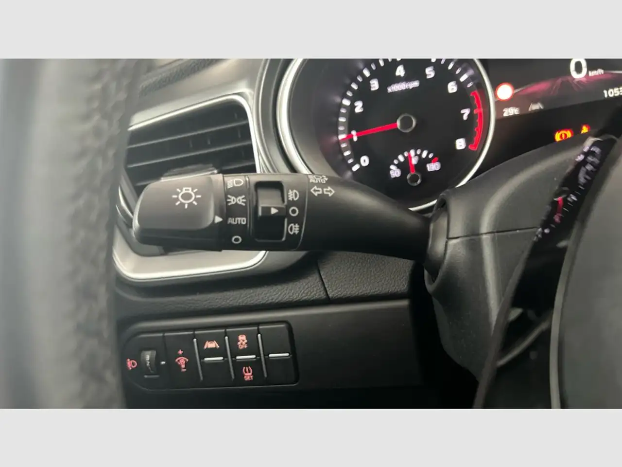 Kia Ceed / cee'd 1.0 T-GDI Drive 100 — معرض صور السيارة 29