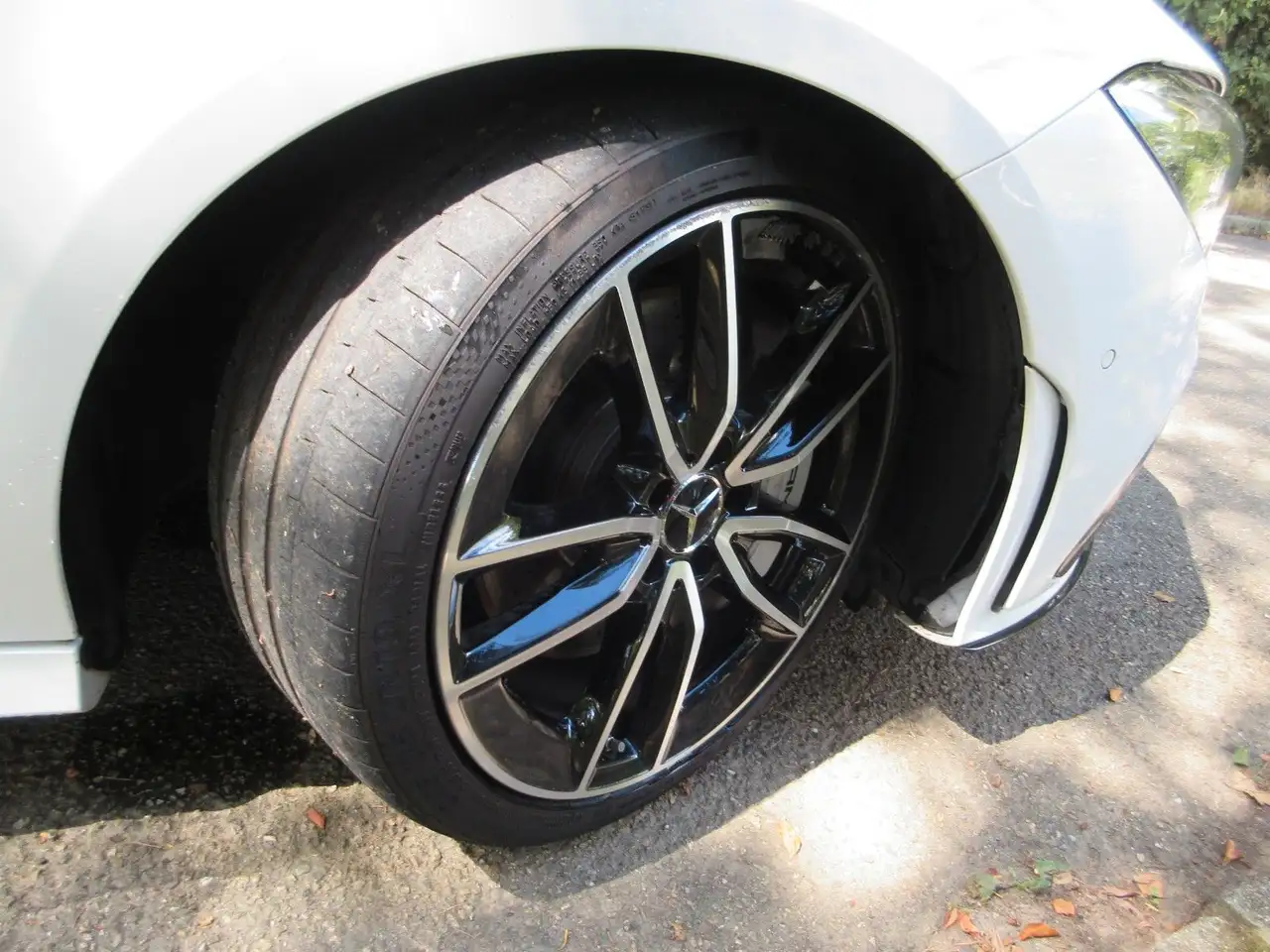 Mercedes-Benz Sonstige CLA 35 AMG Shooting Brake 4Matic/TOPAUSSTATTUNG1 — معرض صور السيارة 24