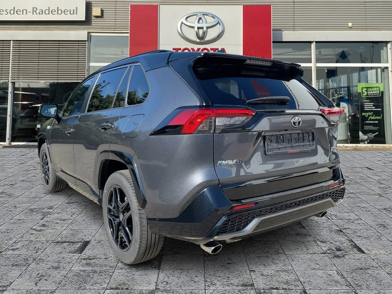 Toyota RAV4 RAV4 2.5 PlugIn 4x4 GR Sport HUD*JBL*4xSHZ*Navi — Vehicle gallery 7