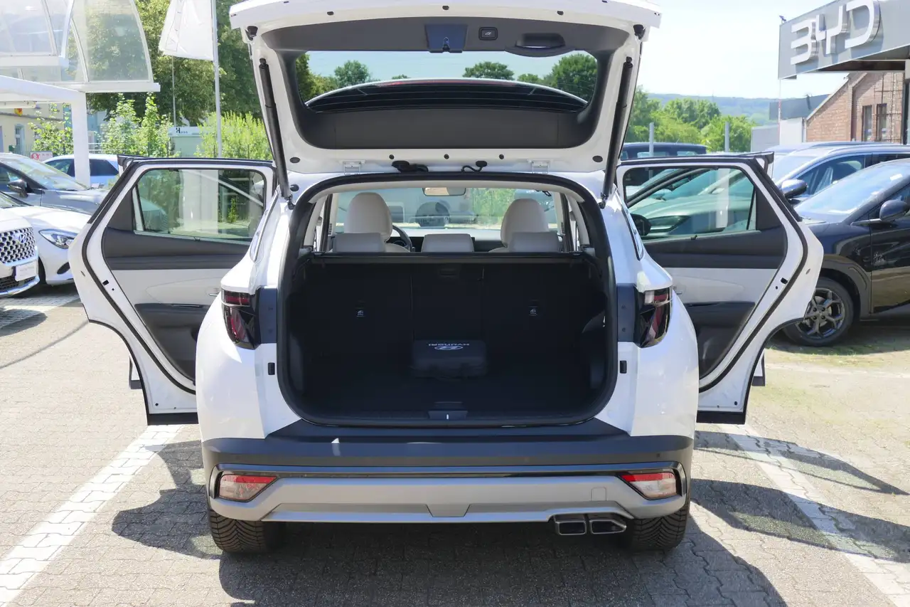 Hyundai TUCSON 1.6 T-GDi PHEV 4WD Prime*AT*ECS*360°Kamera — Galería del vehículo 26