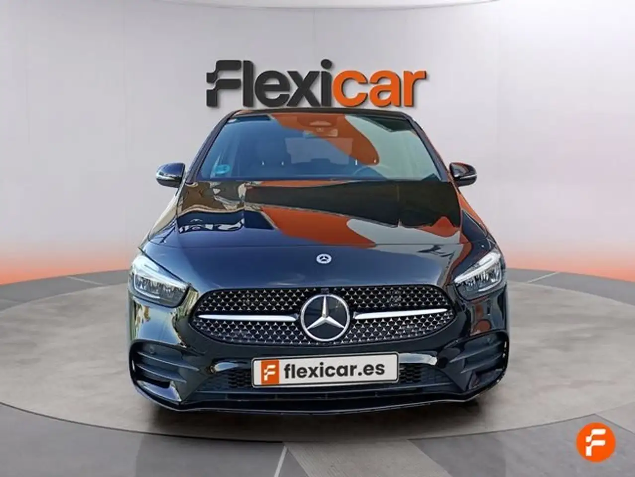 Mercedes-Benz GLB 200 200d 4Matic 8G-DCT — معرض صور السيارة 9