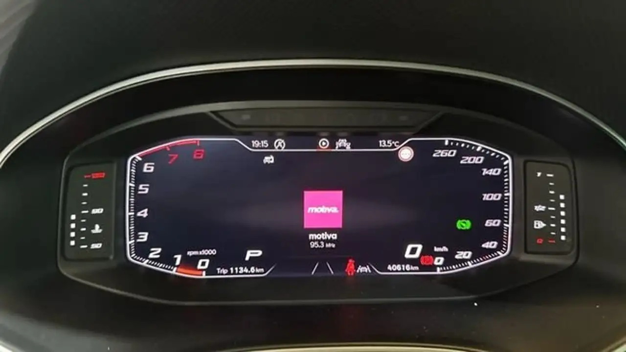 SEAT Ibiza 1.5 TSI 110KW FR 40 ANIVERSARIO DSG 150 5P — Vehicle gallery 15