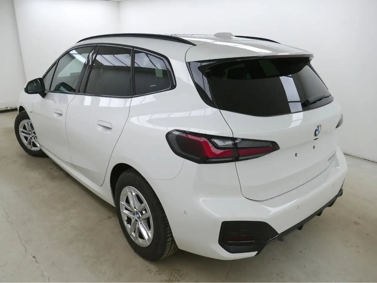 BMW 220 i M Sport HUD Pano 360°Kam AHK — معرض صور السيارة 3