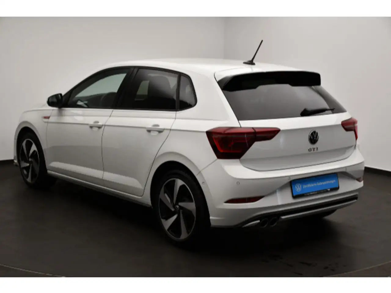 Volkswagen Polo 2.0TSI DSG GTI ACC/LED/SITZHZ/PDC — Galería del vehículo 13