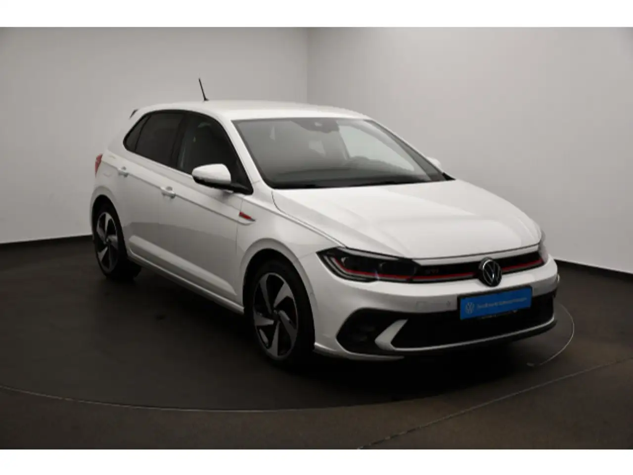 Volkswagen Polo 2.0TSI DSG GTI ACC/LED/SITZHZ/PDC — Galería del vehículo 12