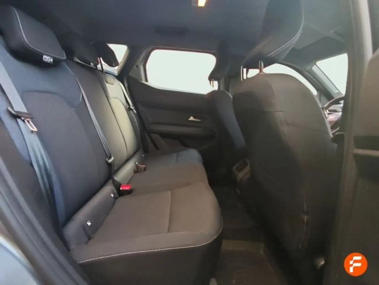 Dacia Duster 1.0 TCe ECO-G Expression 4x2 74kW — معرض صور السيارة 11