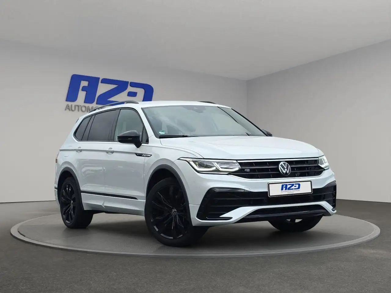 Volkswagen Tiguan Allspace R-Line 4M STNDHZ 7SZ AHK MATRIX — Galería del vehículo 2