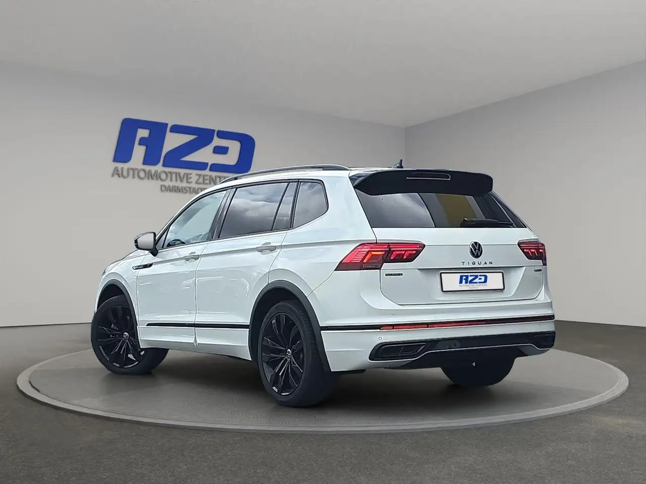 Volkswagen Tiguan Allspace R-Line 4M STNDHZ 7SZ AHK MATRIX — Galería del vehículo 3
