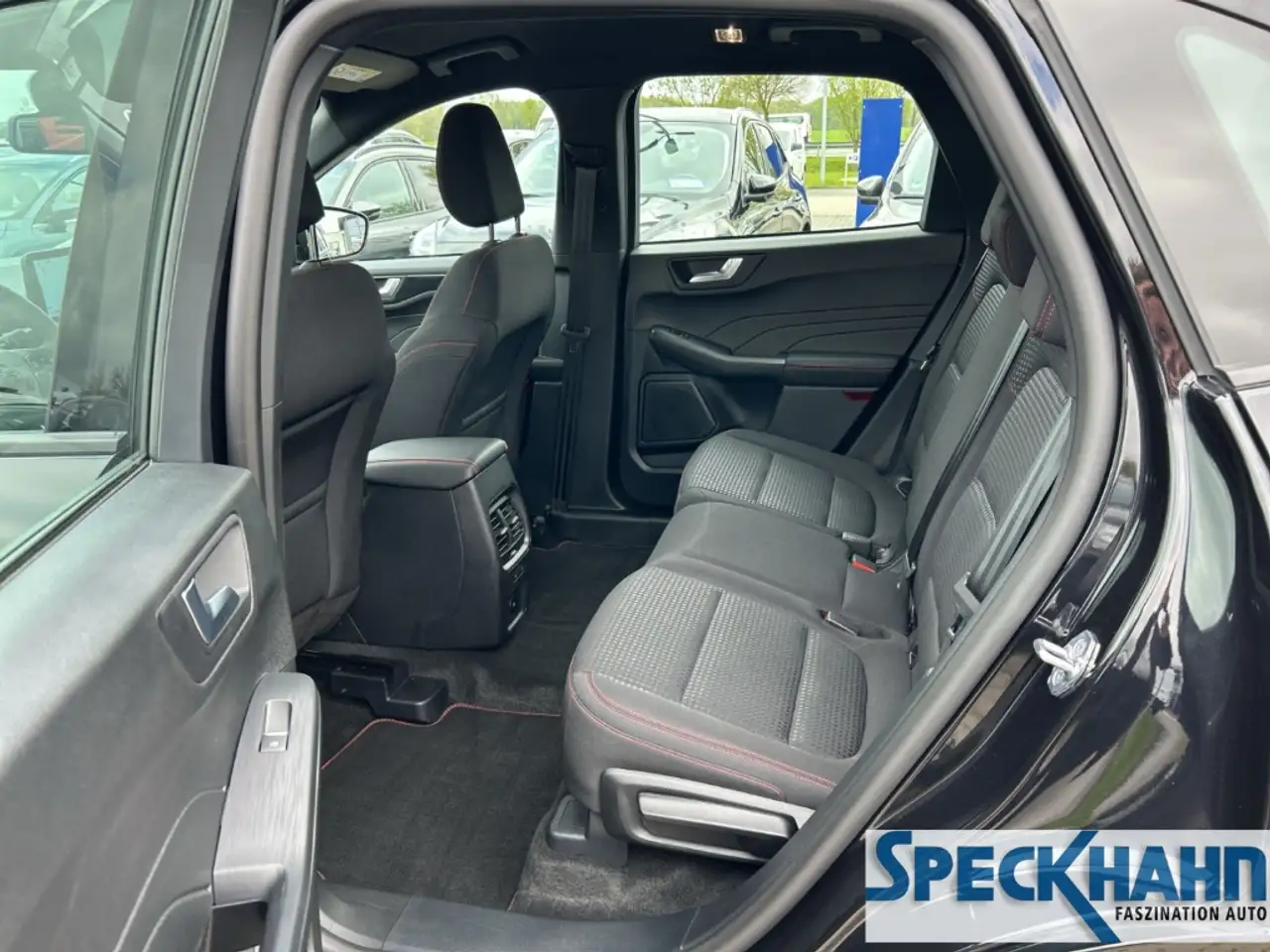 Ford Kuga Plug-In Hybrid ST-Line 2.5 Duratec -PHEV Start-Sto — Vehicle gallery 13
