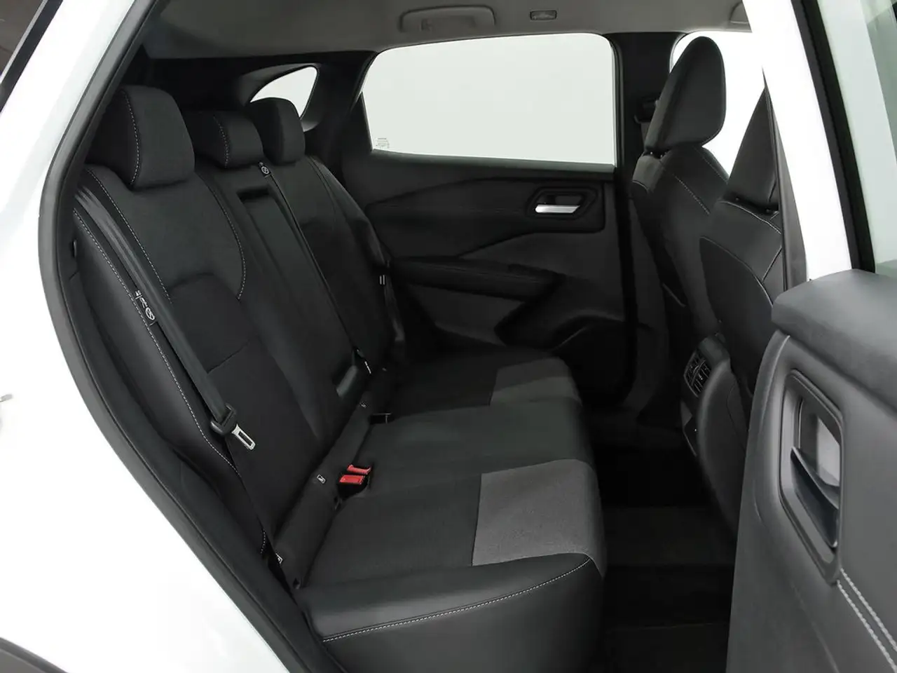Nissan Qashqai DIG-T 103kW N-Connecta — Vehicle gallery 8