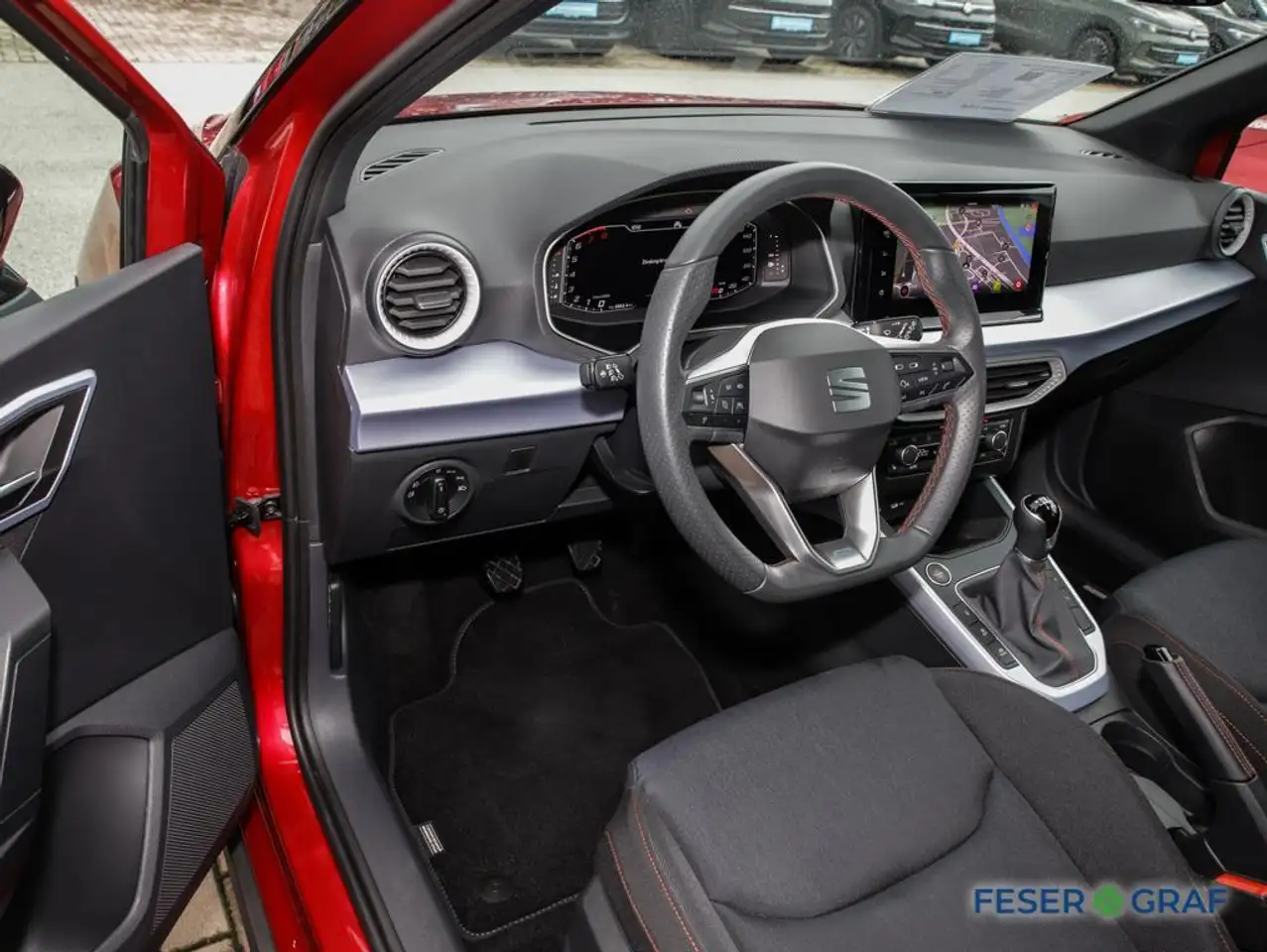 SEAT Arona 1.0 TSI FR ACC Alu 18" LED Navi RüKa Sitzh — Galerie du véhicule 10