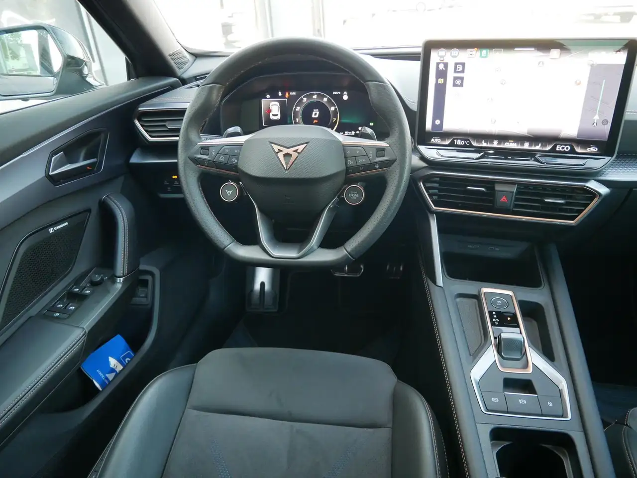 CUPRA Formentor VZ 1.5 e-HYBRID SENNHEISER+MATRIX-LED — معرض صور السيارة 11