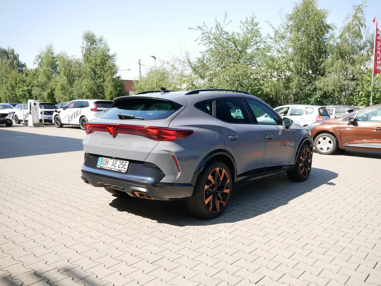 CUPRA Formentor VZ 1.5 e-HYBRID SENNHEISER+MATRIX-LED — معرض صور السيارة 6