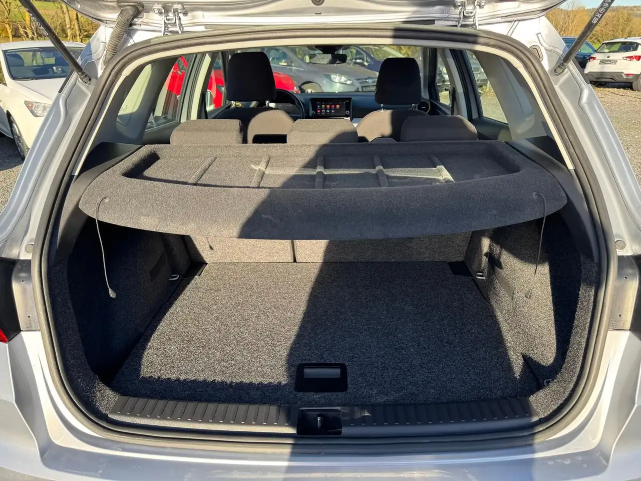 SEAT Arona 1.0 TSI *DSG*STYLE*PDCHI*DAB*TEMPOMAT*FRON — Vehicle gallery 9