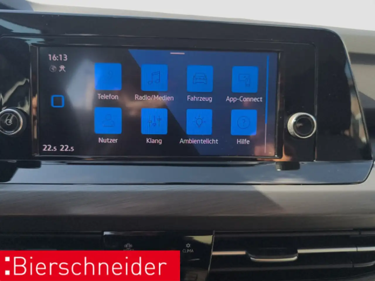 Volkswagen Golf 8 1.5 eTSI DSG Style LED+ ACC ERGOACTIVE — معرض صور السيارة 17