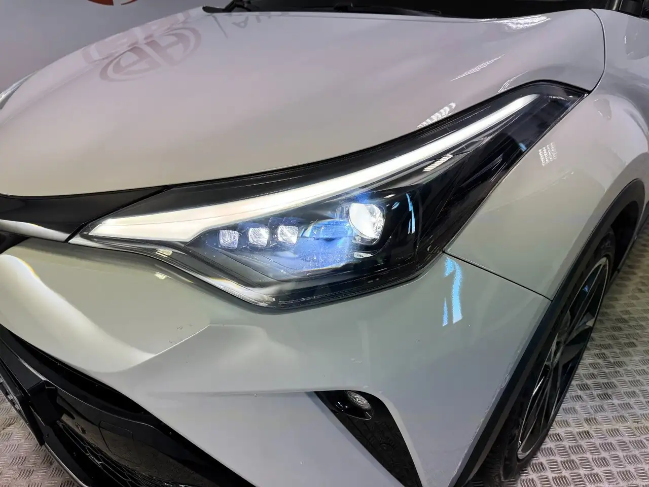 Toyota C-HR Hybrid GR Sport — Galerie du véhicule 22