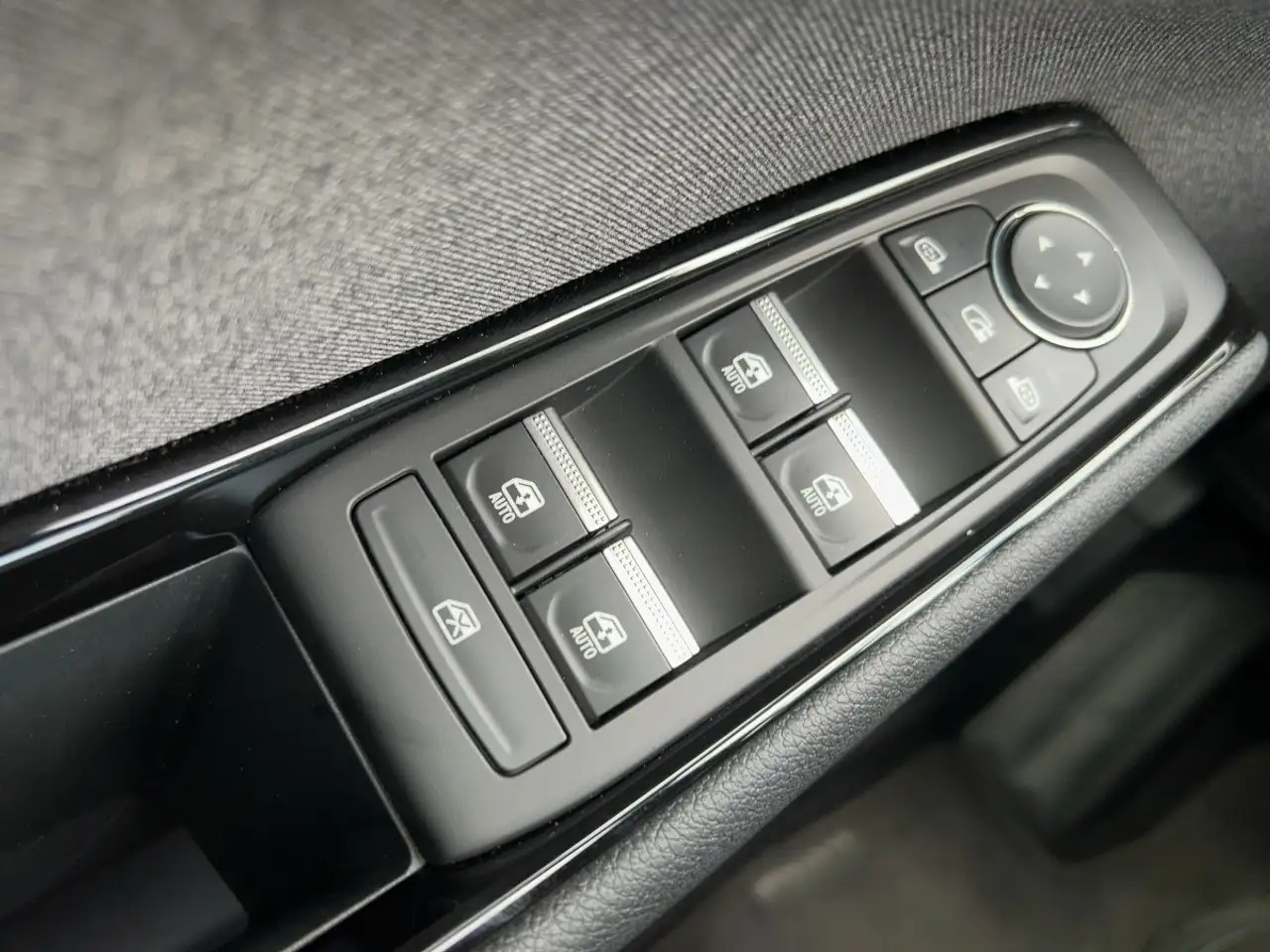 Renault Austral EVOLUTION TCe 160 AUTOMATIK RÜCKFAHRKAMERA — Galería del vehículo 20
