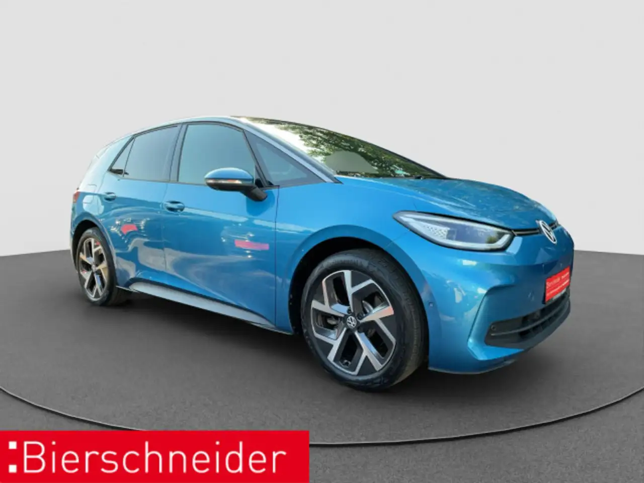 Volkswagen ID.3 Pro Matrix ACC SHZ ALU 360 — Vehicle gallery 3