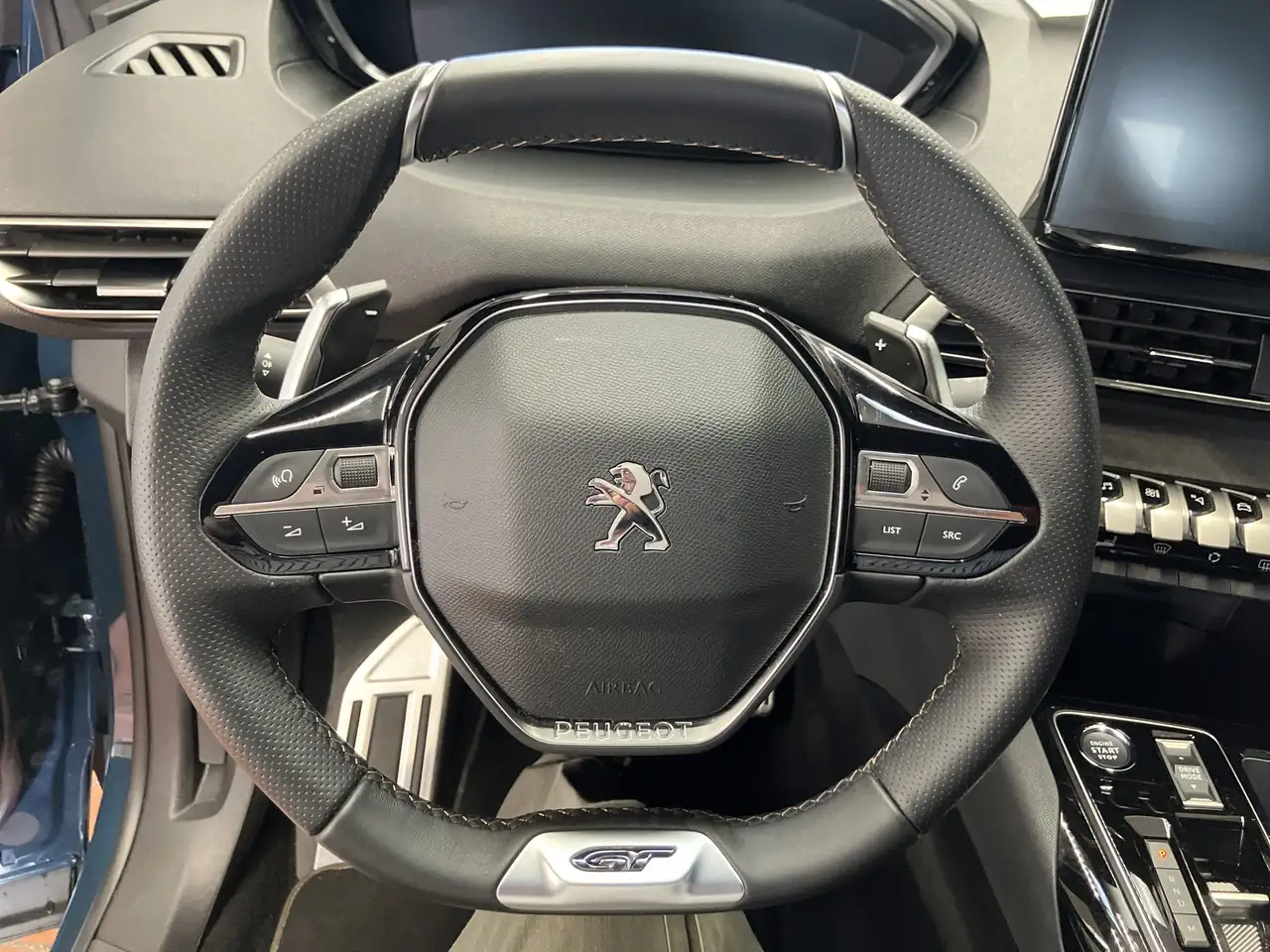 Peugeot 3008 1.2 PureTech 130 GT ACC+LED+Navi+SHZ+360 — Vehicle gallery 9