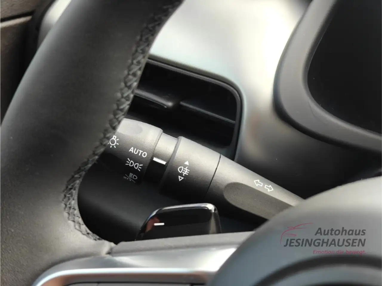 Jeep Avenger Altitude MHEV+WinterP.+ LED+ACC+Apple CarPla+Andro — Galerie du véhicule 23
