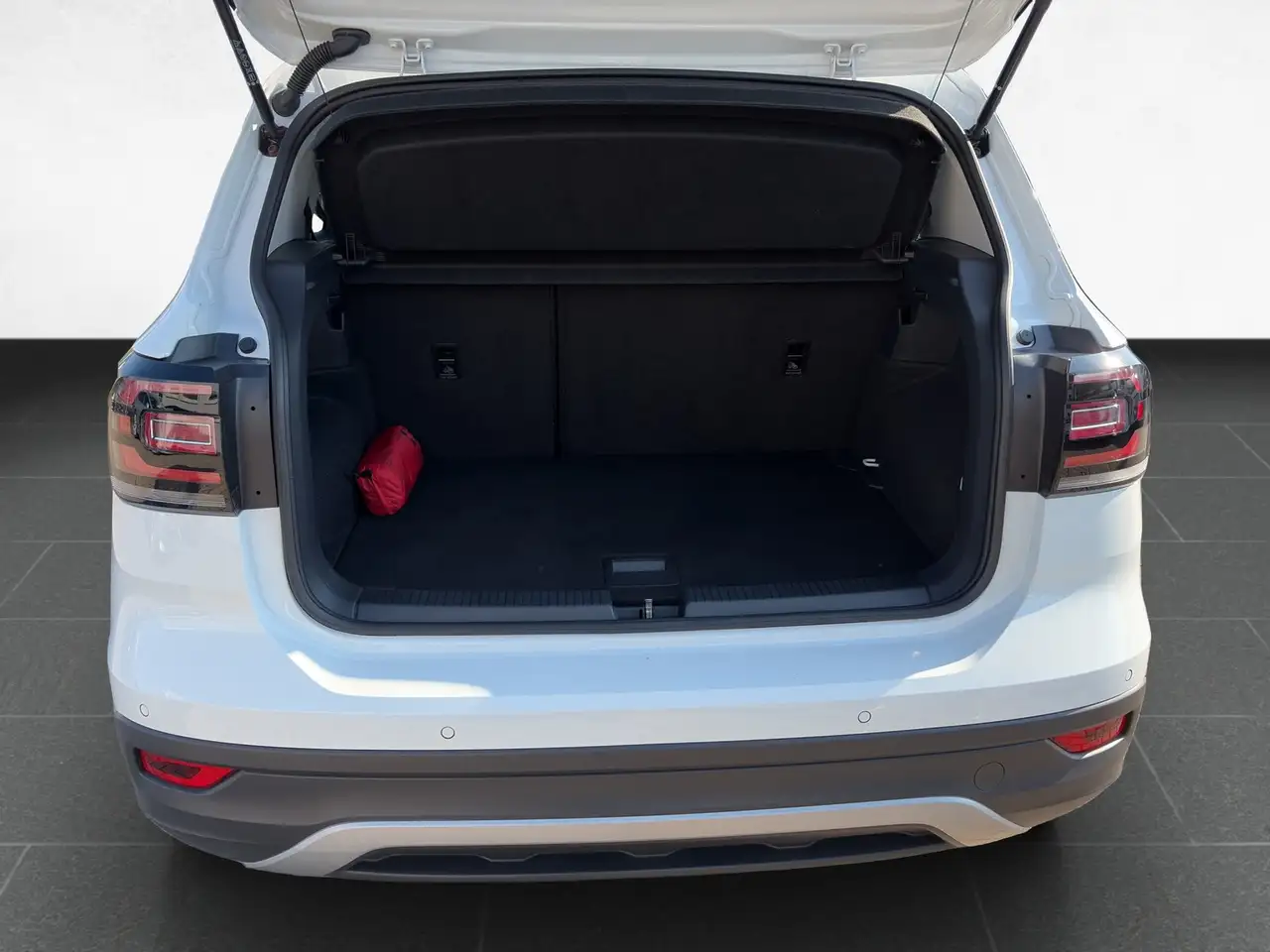 Volkswagen T-Cross Move 1.0 TSI DSG /LED/IQ.Drive/CarPlay — معرض صور السيارة 7