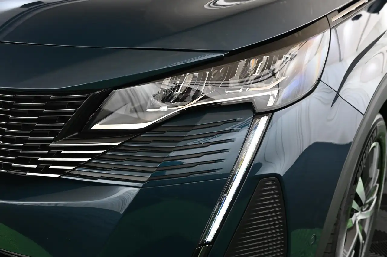 Peugeot 3008 1.6 180 PHEV e-EAT8 Allure-Pack LED/ACC/18 — معرض صور السيارة 9